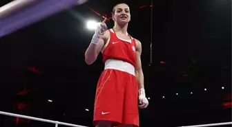 Milli boksör Buse Naz Çakıroğlu, Paris Olimpiyatları'nda çeyrek finale yükseldi