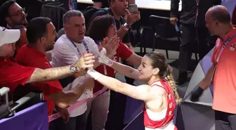 Buse Naz Çakıroğlu Paris 2024 Olimpiyat Oyunları'nda çeyrek finale çıktı