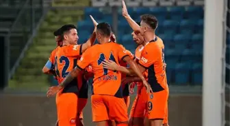 RAMS Başakşehir, La Fiorita'yı 4-0 yenerek UEFA Konferans Ligi'nde adını bir üst tura yazdırdı