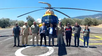 Balıkesir Valisi İsmail Ustaoğlu Yangın Helikopterini İnceledi