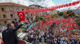 CHP Genel Başkanı Özgür Özel: Bir daha Türkiye'de internet ve sosyal medya erişimine hiç yasak gelmeyecek