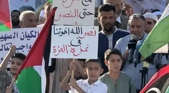 Libya'nın başkenti Trablus'taki Şehitler Meydanı'nda Heniyye suikastı protesto edildi