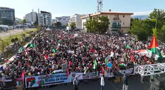 Bingöl'de İran'da suikasta uğrayan Hamas lideri İsmail Haniye ve Gazze için protesto yürüyüşü düzenlendi