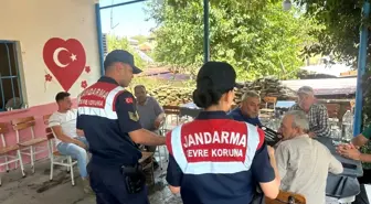 Aydın'da Jandarma Ekipleri Anız Yakımı Konusunda Bilgilendirme Yaptı