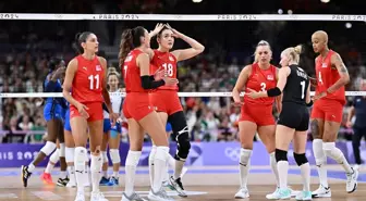 Filenin Sultanları çeyrek final maçı ne zaman? Paris Olimpiyatları Türkiye A Milli Kadın Voleybol Takımının çeyrek finalde rakibi kim olacak?