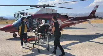 Bingöl'de Ambulans Helikopter İle Hastaneye Yetiştirilen Kişi