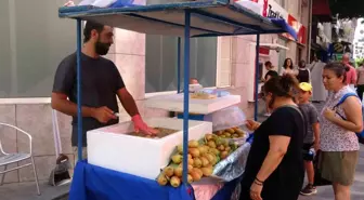 Mersin'de Şifa Kaynağı Dikenli İncir Satışa Sunuldu