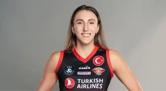 Aslı Kalaç kimdir, kaç yaşında? Aslı Kalaç boyu kaç, hangi mevkide oynuyor?