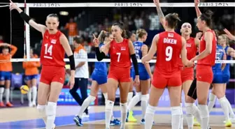 Türkiye-Çin maç dördüncü seti kim kazandı? Çin-Türkiye çeyrek final voleybol maçı dördüncü set kaç kaç bitti? Türkiye-Çin voleybol maçı son durum!