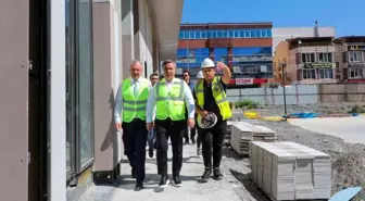 Erzincan Binali Yıldırım Üniversitesi Vakfı tarafından yapılan yaşam merkezinden elde edilen gelir Erzincanlı öğrencilere burs olarak verilecek