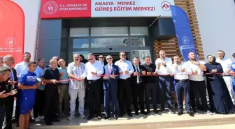 Amasya'da 35 Milyon TL'ye Mal Olan Sporcu Eğitim Merkezi Açıldı