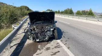 Afyonkarahisar'da Otomobil Kazası: 4 Kişi Yaralandı