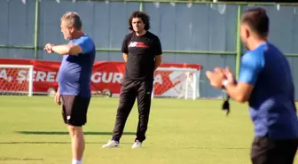 Boluspor Teknik Direktörü Serhat Gülpınar: Seyircilere iyi bir futbol izlettireceğiz
