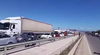 Bursa'da çiftçiler tarım ve hayvancılık sorunlarına dikkat çekmek için eylem yaptı