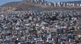 İzmir'deki Yapı Stoğu Deprem Riski Taşıyor