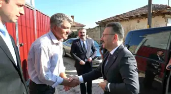 Eskişehir Valisi Hüseyin Aksoy, Şehit Uzman Çavuş Seydi Ünlü'nün Ailesini Ziyaret Etti