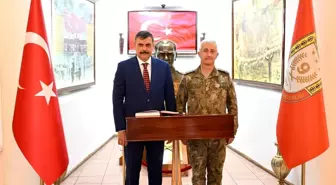 Erzurum Valisi Mustafa Çiftçi, 9'uncu Kolordu Tümgeneral Tevfik Algan'ı ziyaret etti