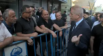 İETT Otobüsü 4 Katlı Binaya Çarptı