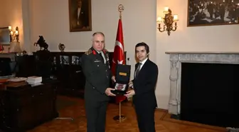 Genelkurmay Başkanı Orgeneral Metin Gürak, Türkiye'nin Londra Büyükelçisi Osman Koray Ertaş'ı ziyaret etti