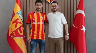 Bellona Kayserispor, Kartal Kayra Yılmaz'ı 1 yıl daha kadrosuna kattı