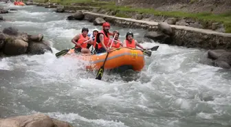 Rize'de Uluslararası Rafting Yarışması Düzenlendi