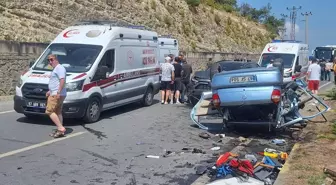 Zonguldak'ın Alaplı ilçesinde cip ile otomobilin çarpıştığı kazada 1 kişi öldü, 5 kişi yaralandı