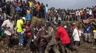 Uganda'da çöp sahasında meydana gelen toprak kayması sonucu 8 kişi hayatını kaybetti