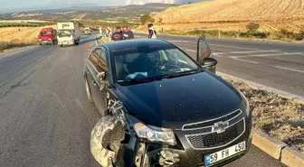 Balıkesir Gönen'de Çift Taraflı Trafik Kazası