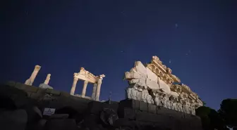 Bergama Akropolü'nde Perseid meteor yağmuru gözlendi