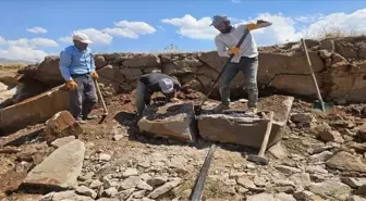 Muş'ta Doğal Kevge Taşı Üretimi