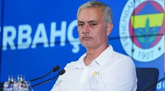 Jose Mourinho, Şampiyonlar Ligi hasreti 16 yıla çıkan Fenerbahçe'de bir ilki yaşadı