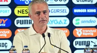 Gazetecinin sorusu Mourinho'yu deli etti: Hala bu soruyu nasıl sorabiliyorsun?