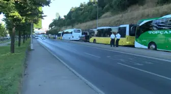 Üsküdar'da İETT otobüsüne şehirlerarası yolcu otobüsü çarptı: 3 yaralı