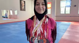 Balkan Şampiyonu Buğlem Sümeyye Akkafa, Wushu Kung Fu'da Dünya Şampiyonluğu Hedefliyor