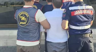 Antalya'da hapis cezası bulunan 2 kişi yakalandı