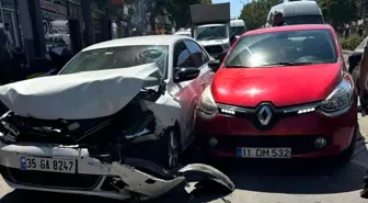 Bilecik'te 5 aracın karıştığı zincirleme trafik kazasında 1 kişi yaralandı