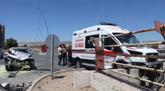Kayseri'de Ambulans ile Otomobil Çarpıştı: 6 Yaralı