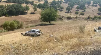 Diyarbakır'da otomobil şarampole devrildi: 1 ölü, 3 yaralı