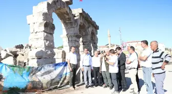 Niğde Valisi Tyana Antik Kenti'nde çalışmaları inceledi