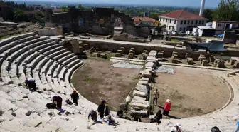 Düzce Belediyesi Birim Çalışanları Prusias Antik Kenti Kazılarına Katılıyor