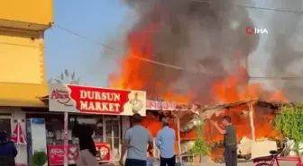 Markette korkutan yangın: Alevlere teslim olan market küle döndü