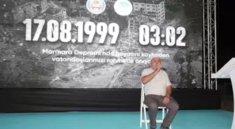 Sakarya ve Kocaeli'de 17 Ağustos 1999 Marmara Depremi'nde hayatını kaybedenler dualarla anıldı