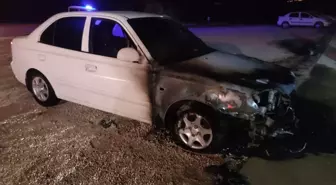 Tokat'ın Niksar ilçesinde otomobil yangını