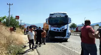 Sakarya'da iki tır çarpıştı, bir kişi yaralandı