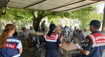 Aydın İl Jandarma Komutanlığı Karpuzlu'da Bilgilendirme Etkinliği Düzenledi