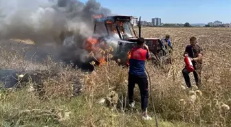 Kadirli'de traktör yangını: Araçta hasar oluştu