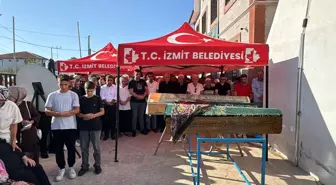 Kandıra'da Boğulan Babaanne ve Torunları Toprağa Verildi