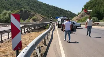 Amasya'da 2 otomobil çarpıştı: 1'i çocuk 3 yaralı