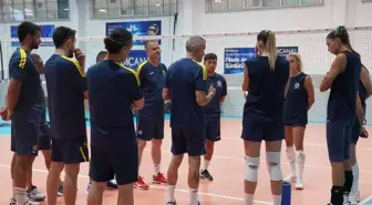 Fenerbahçe Kadın Voleybol Takımı Yeni Sezon Hazırlıklarına Başladı