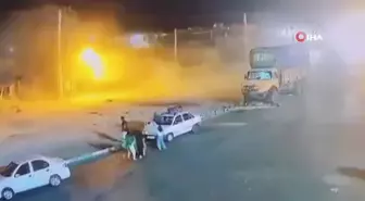 İran'da Pakistanlı yolcuları taşıyan otobüs devrildi: 28 ölü, 23 yaralı